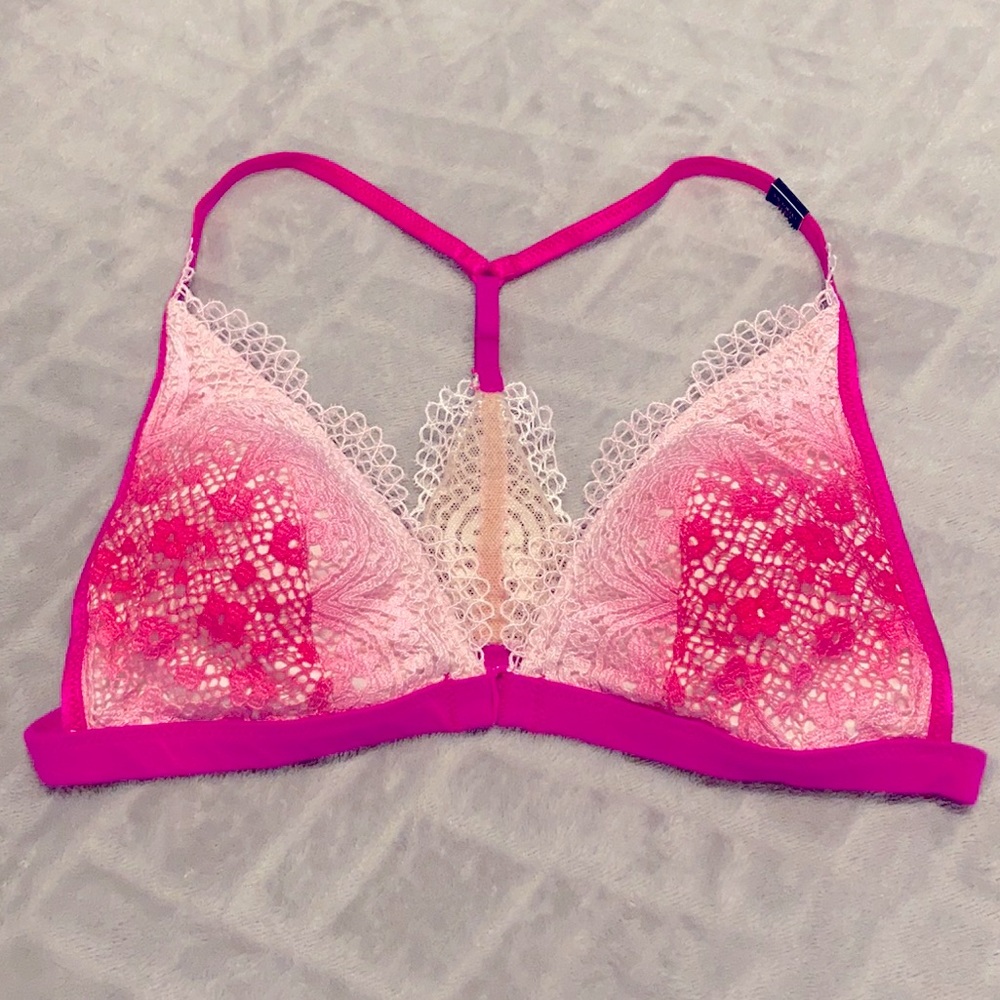 Victoria’s Secret Pink Lace Bralette Small